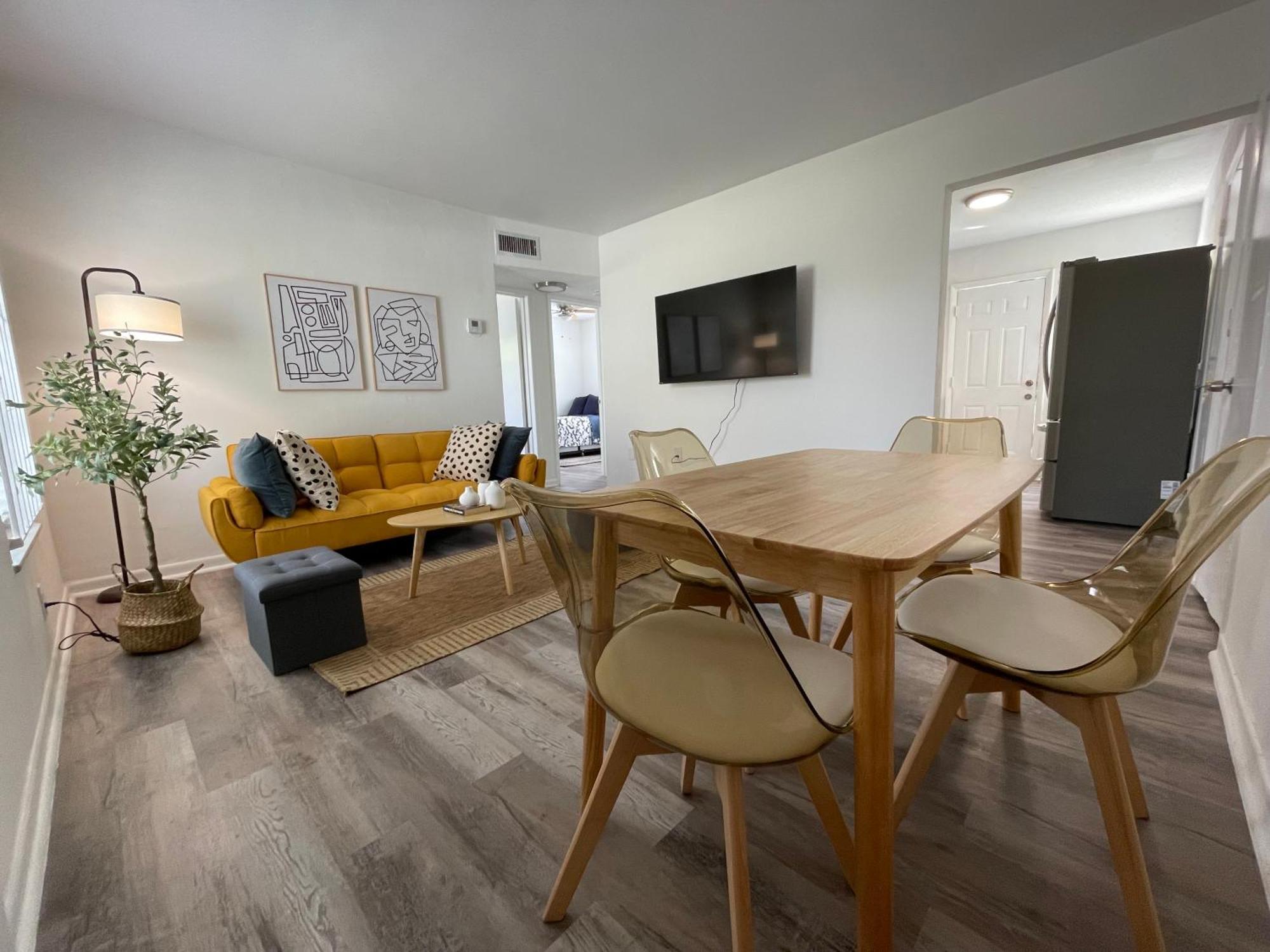 Remodeled Little Havanna Apartments Great Location Miami Dış mekan fotoğraf