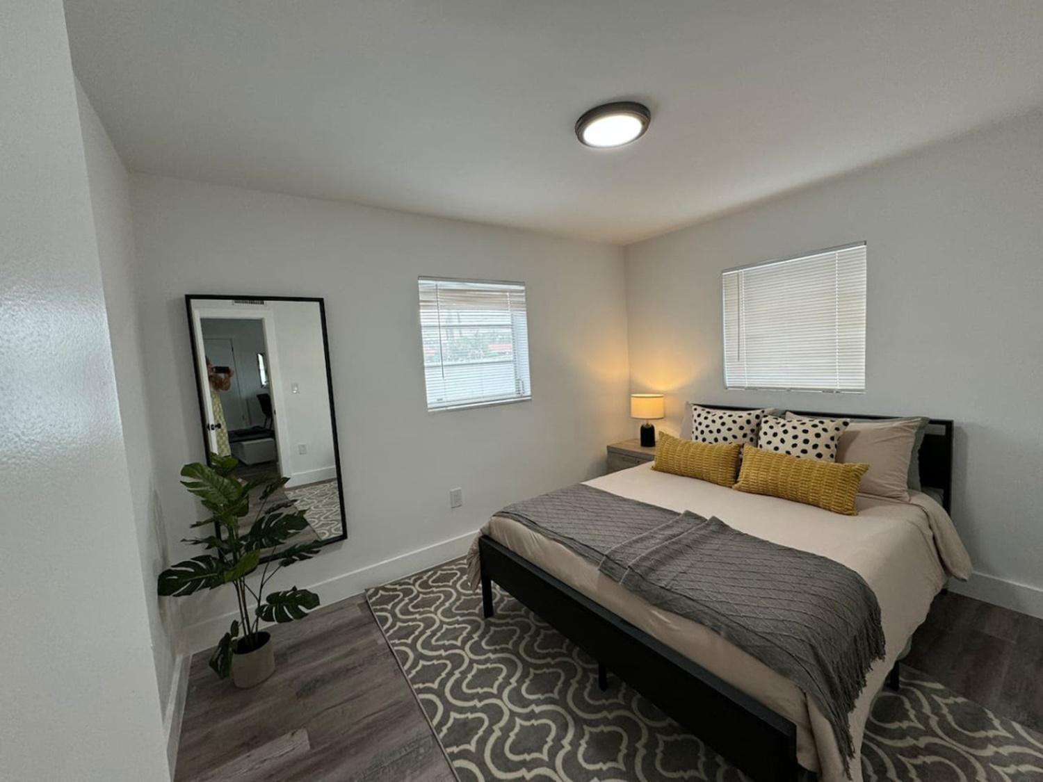 Remodeled Little Havanna Apartments Great Location Miami Dış mekan fotoğraf
